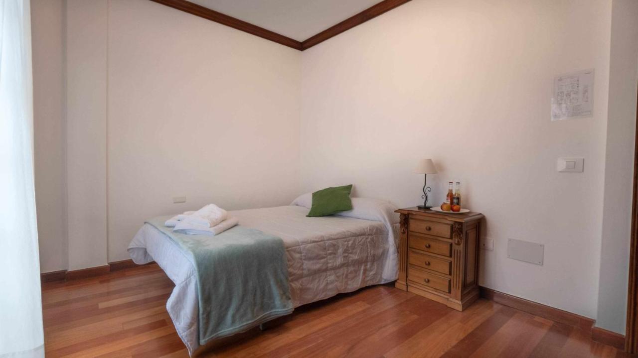 Canary Bio Hostel Tenerife ลอส เรอาเลคอส ภายนอก รูปภาพ
