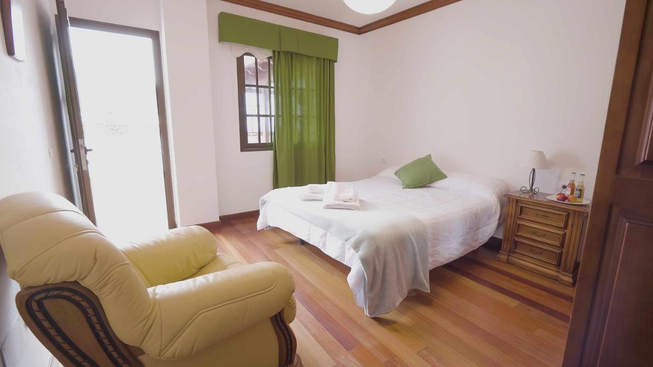 Canary Bio Hostel Tenerife ลอส เรอาเลคอส ภายนอก รูปภาพ