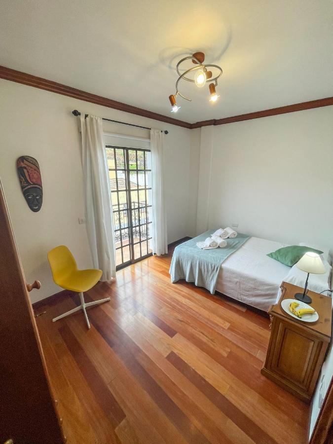 Canary Bio Hostel Tenerife ลอส เรอาเลคอส ภายนอก รูปภาพ