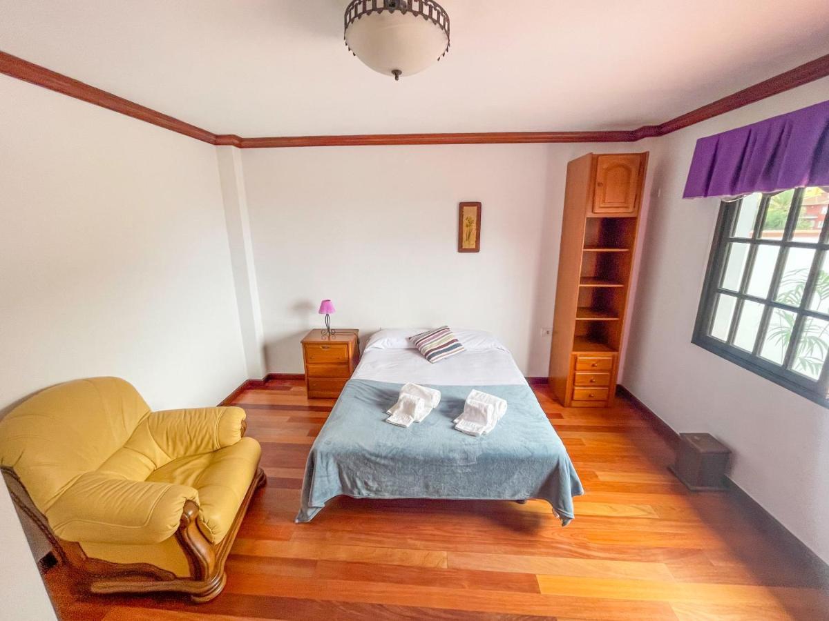 Canary Bio Hostel Tenerife ลอส เรอาเลคอส ภายนอก รูปภาพ